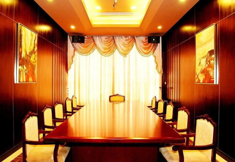 Yuyao Yonghegong Hotel Экстерьер фото