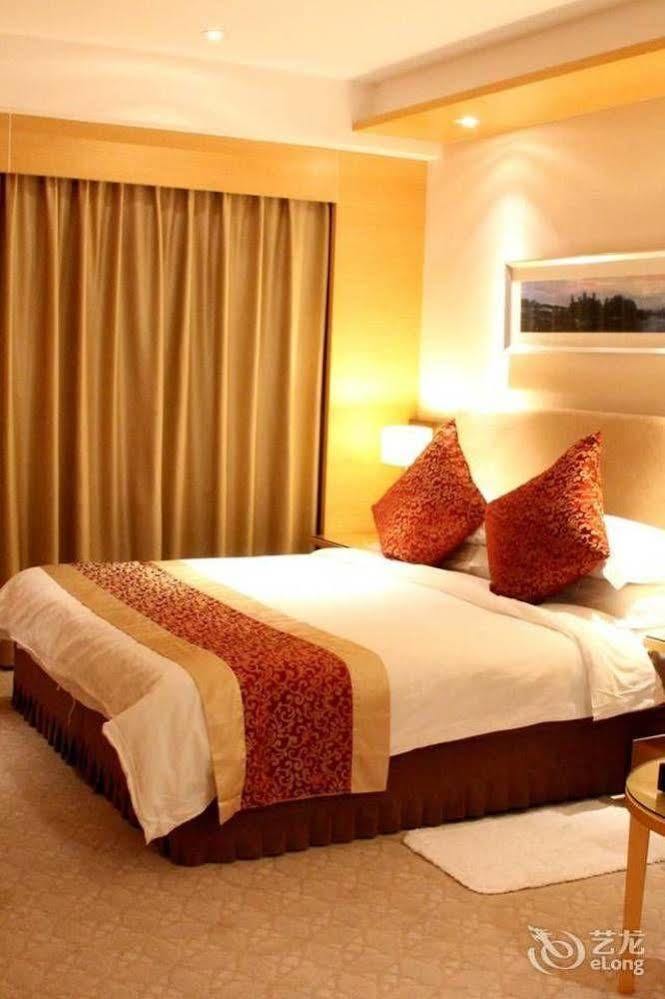 Yuyao Yonghegong Hotel Экстерьер фото